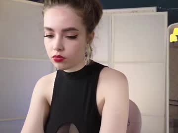 Chaturbate lily_and_sassy